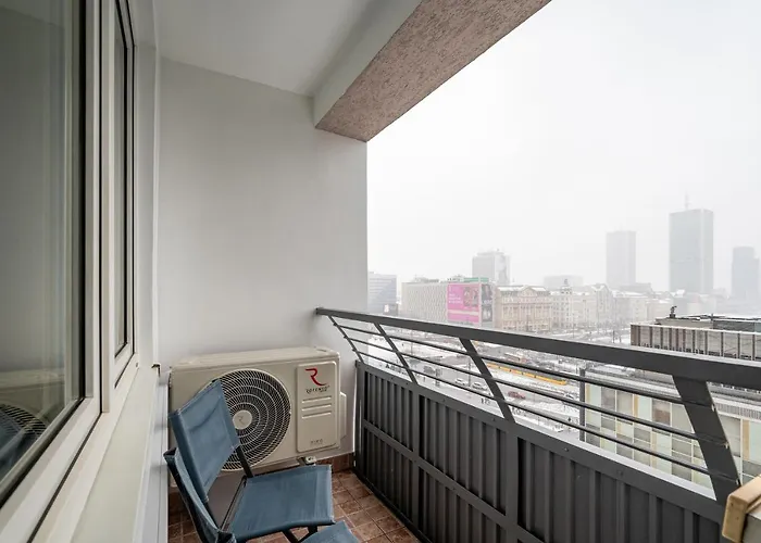 9th Floor View By Bookinghost *